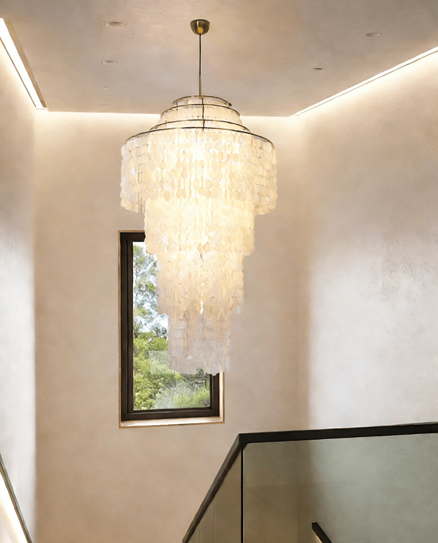 Modern Nerida Shell Chandelier-Chandelier-Briglighting