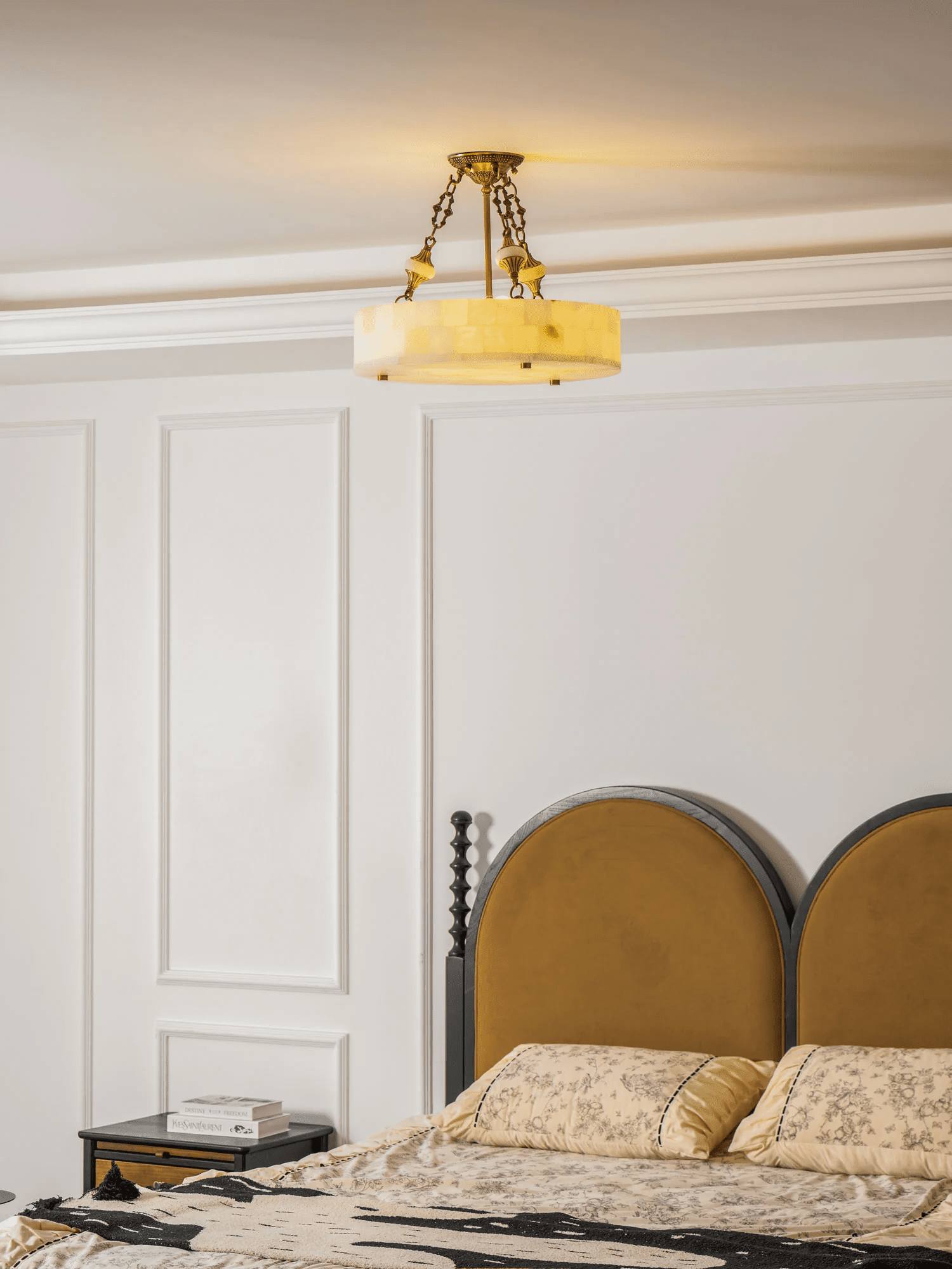 Lumisora Alabaster Ceiling Lamp - Briglighting