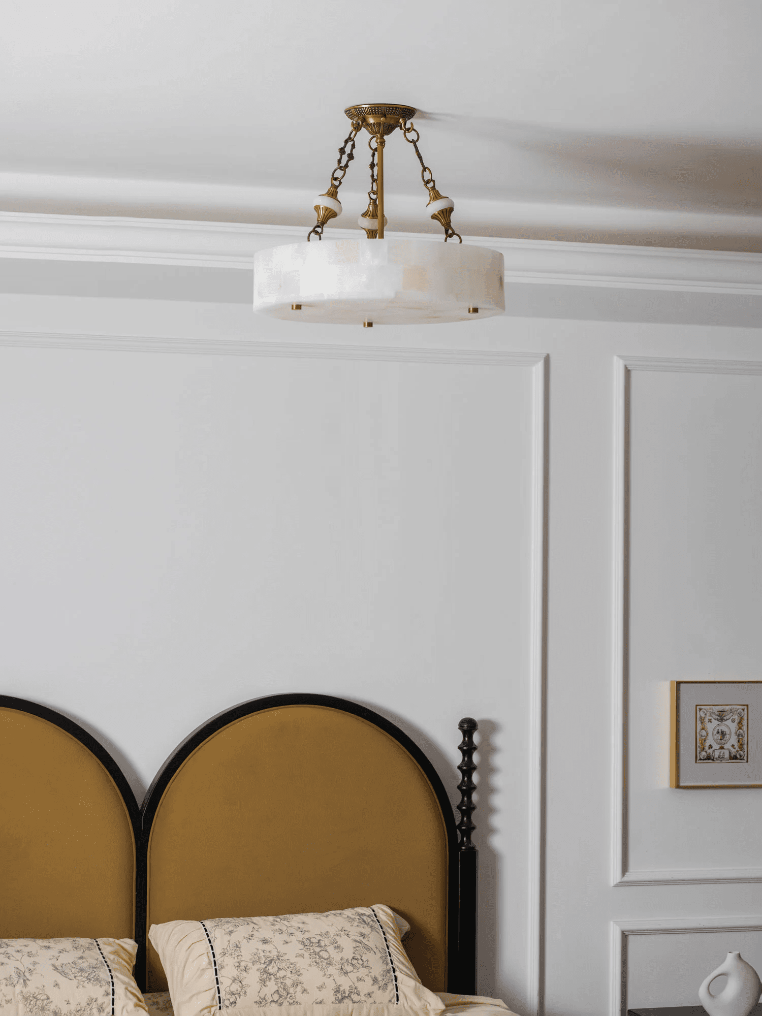 Lumisora Alabaster Ceiling Lamp - Briglighting