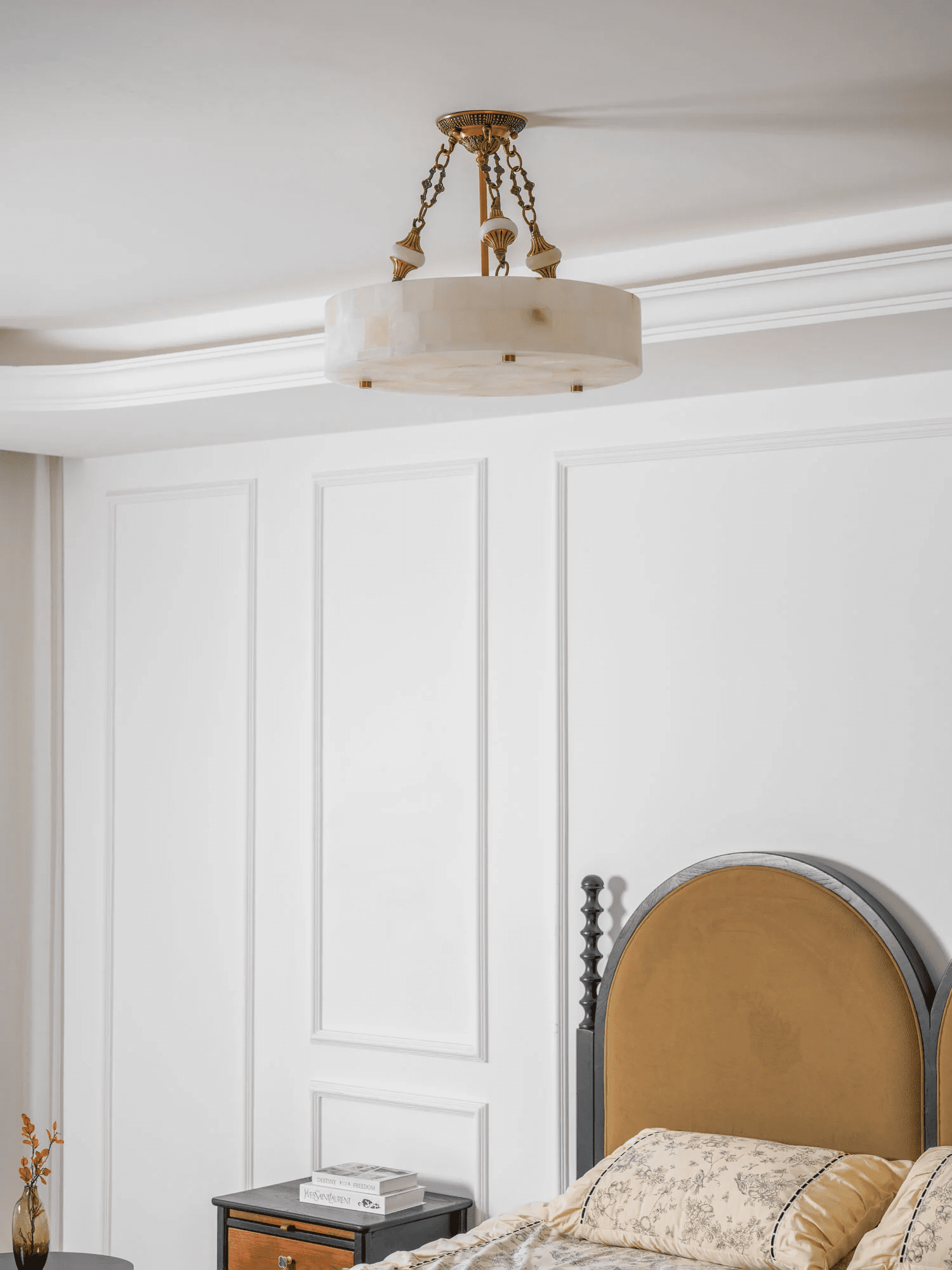 Lumisora Alabaster Ceiling Lamp - Briglighting