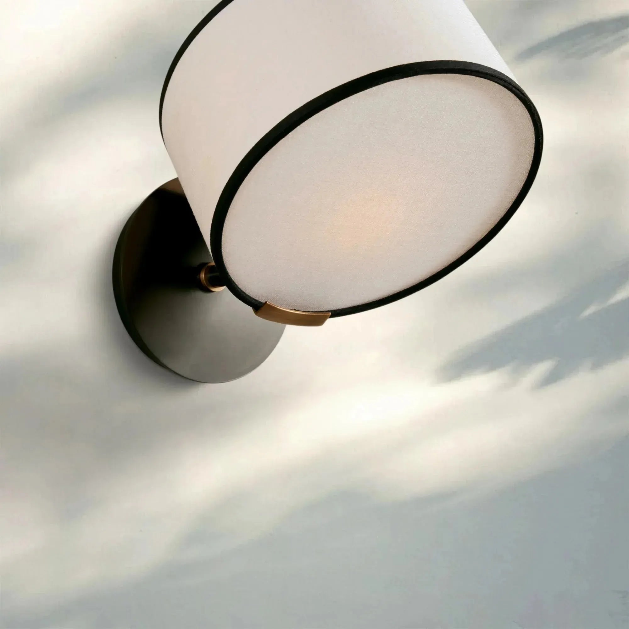Daphne Sconce