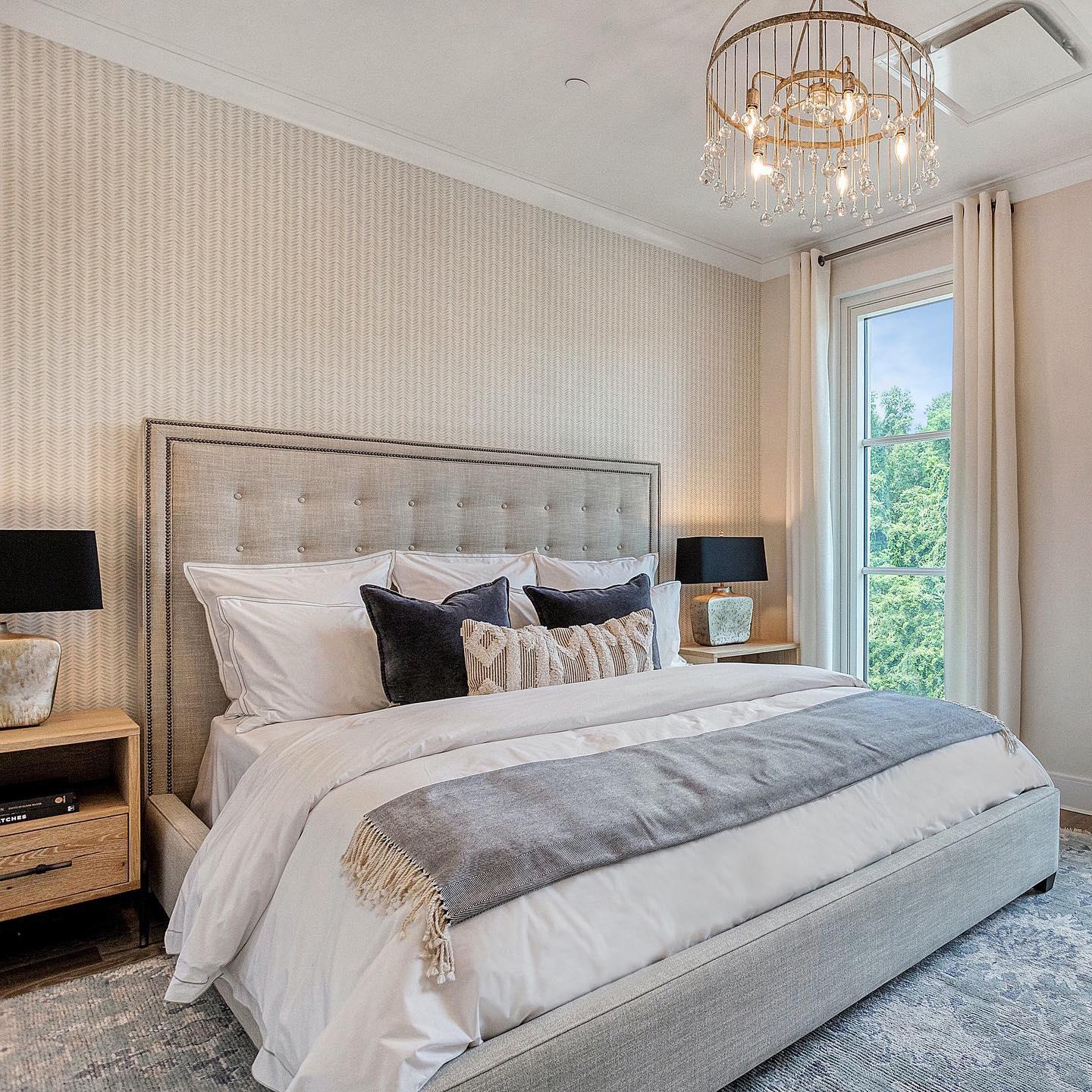 Aubrey Round Chandelier