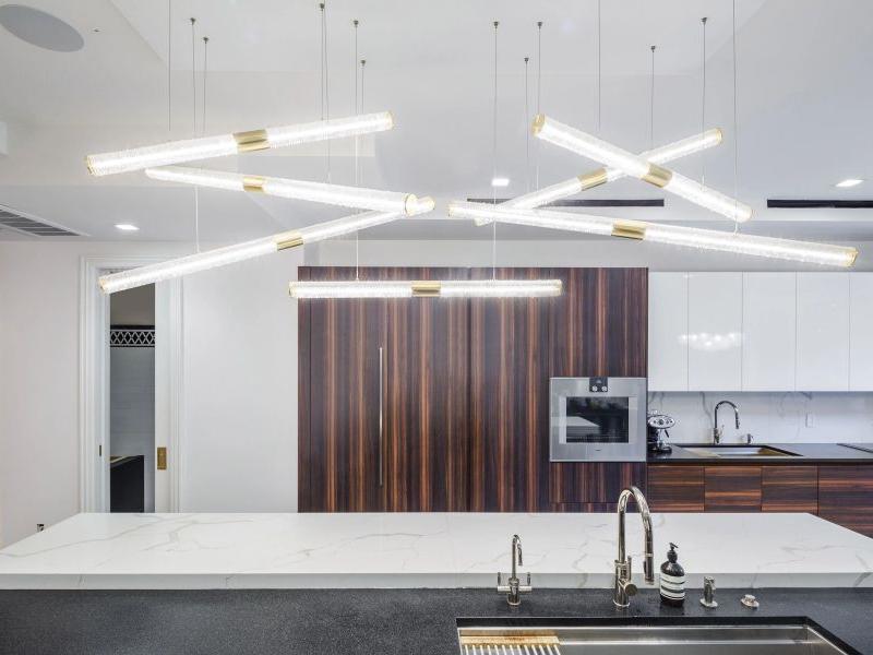 Faith Linear Chandelier-Chandelier-Briglighting