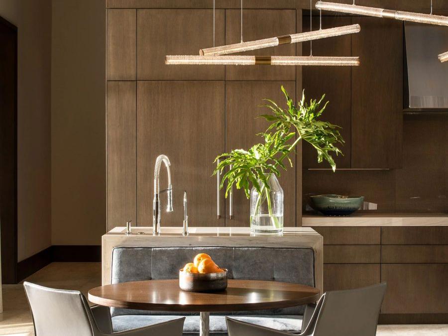 Faith Linear Chandelier-Chandelier-Briglighting