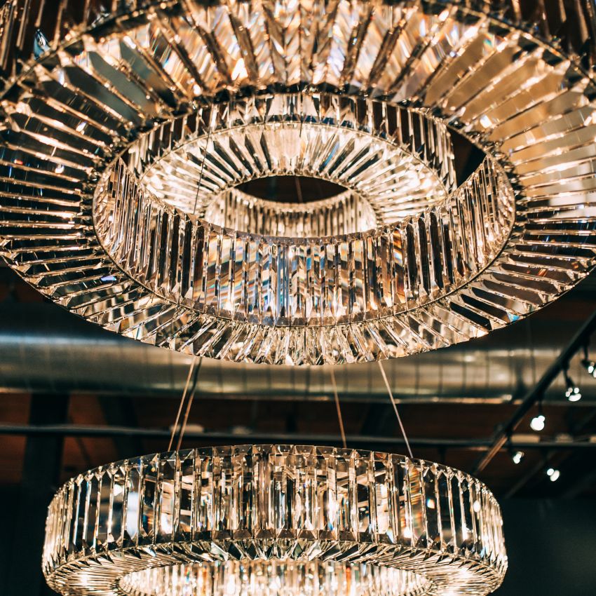 Lito Round Crystals Chandelier-Chandelier-Briglighting