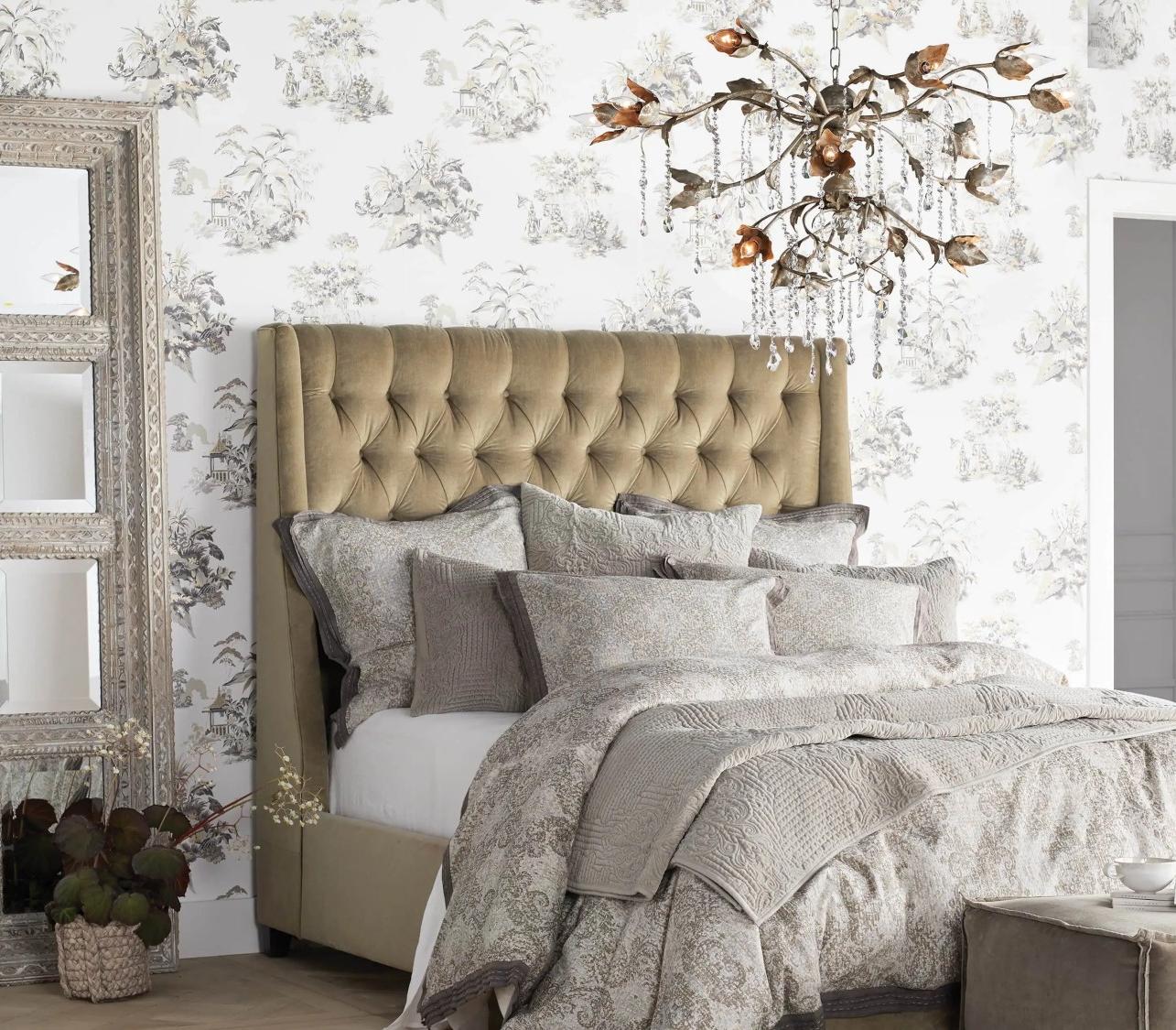 Uma Round Chandelier-Chandelier-Briglighting
