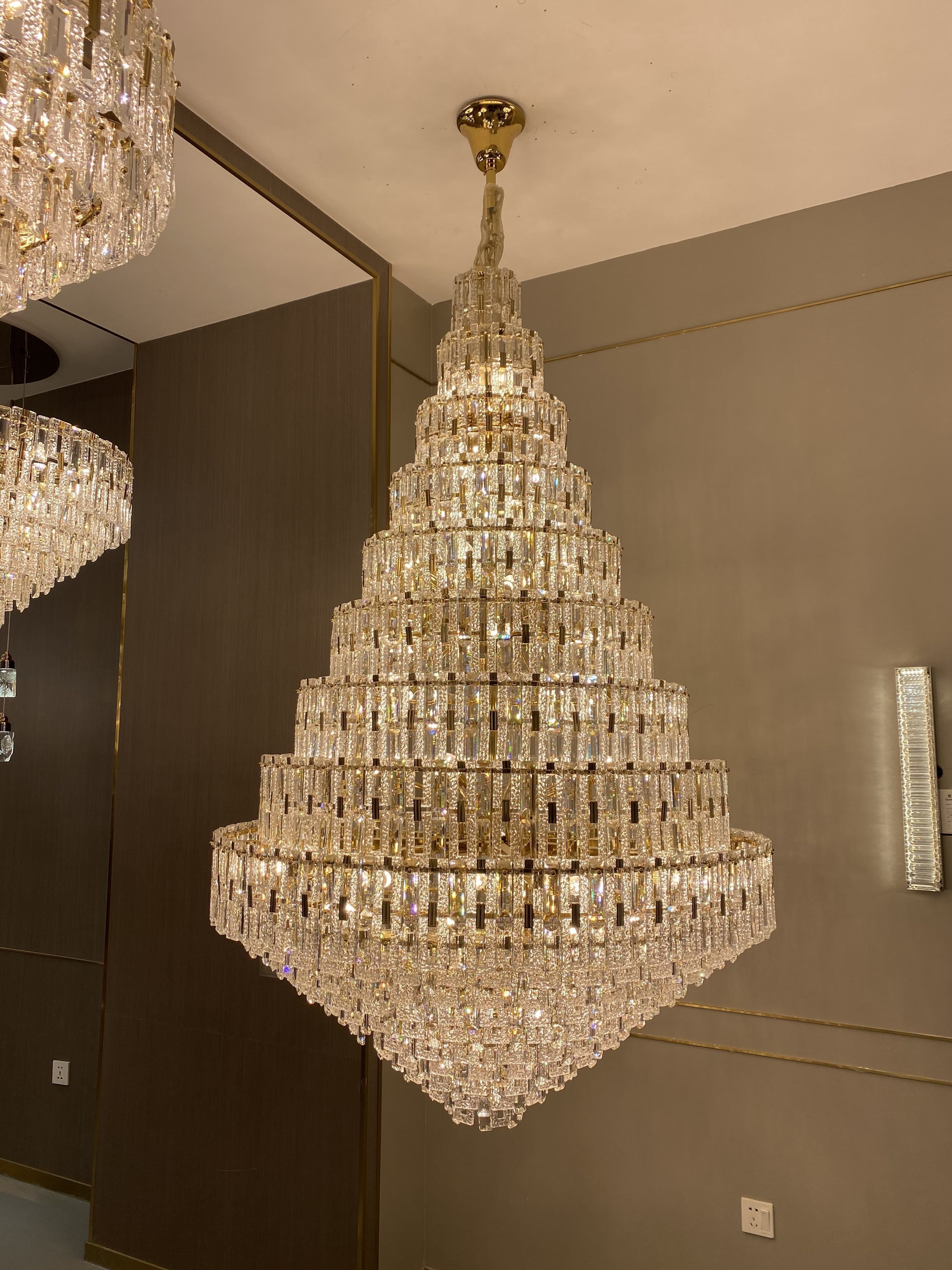 Oversized Multi-layers Honeycomb Luxury Crystal Chandelier in Gold Finish for Big Hallway/Foyer/Entryway-Briglighting