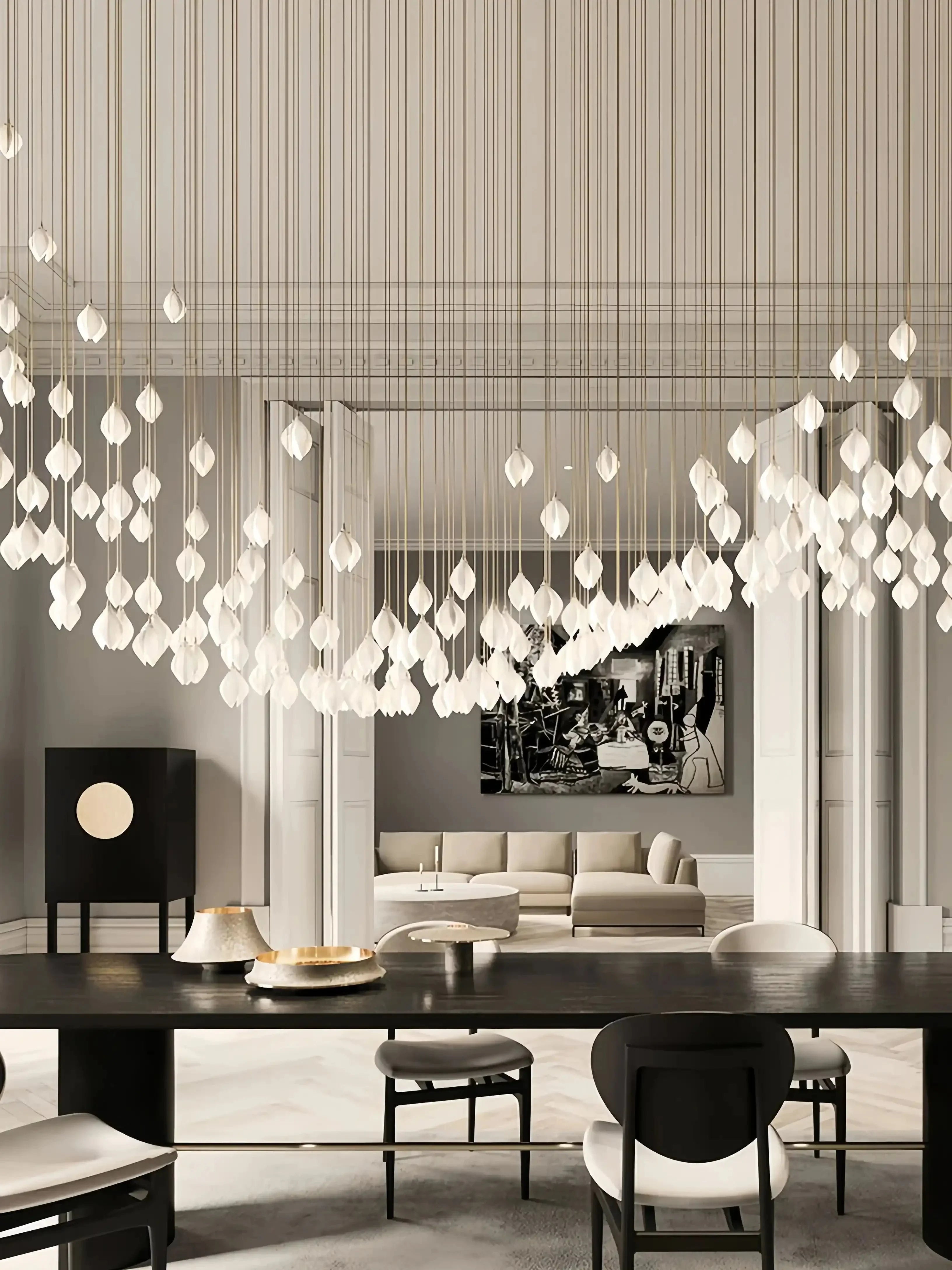 Bloom Chandelier - 26 Lights | Ellipse styleEmitting White LightingBriglighting
