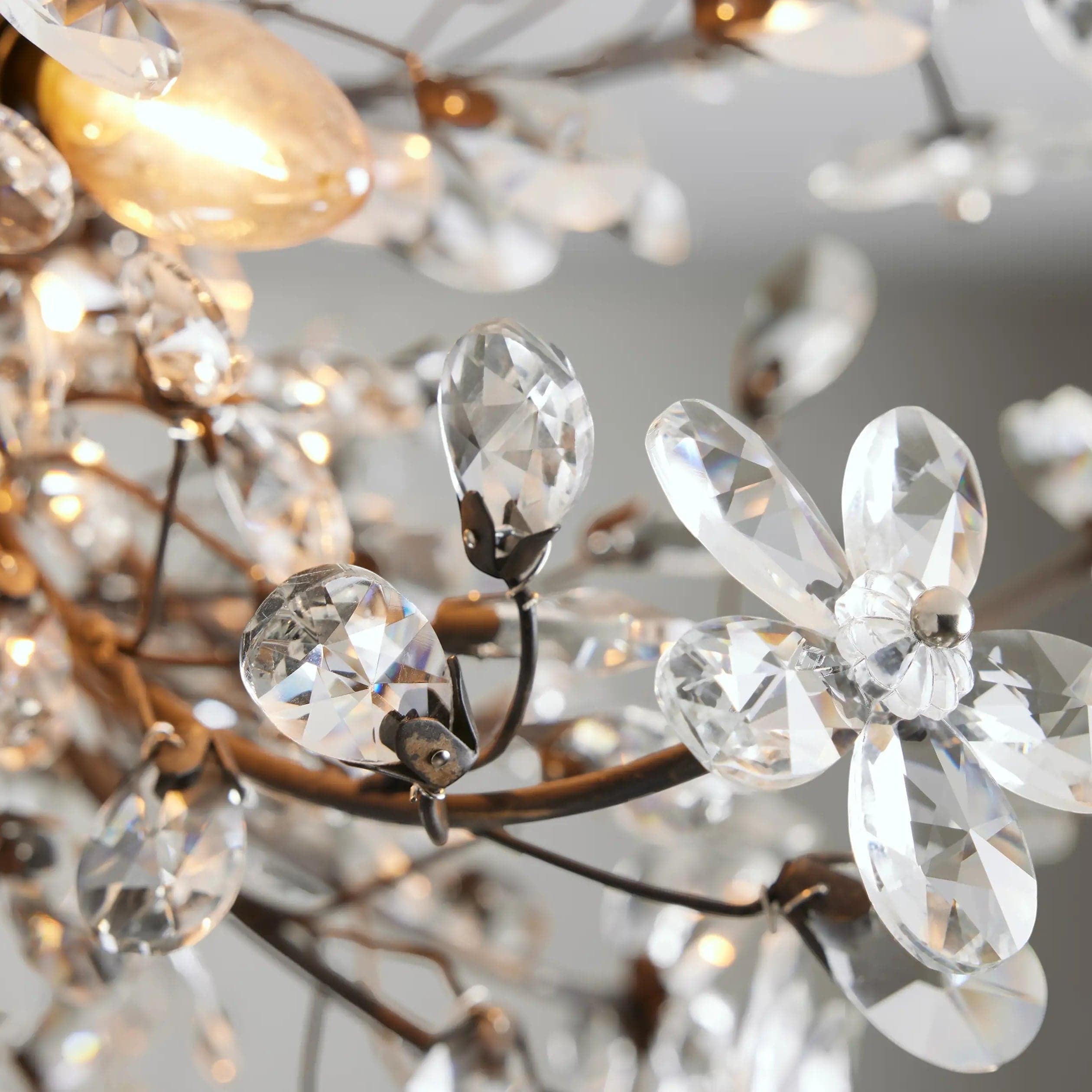 Fiore Flush Mount ceiling light detail