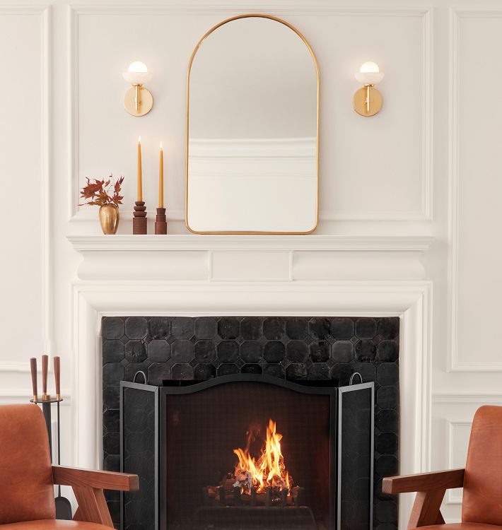 Alabaster Shade Greenwich Wall Sconce-Briglighting