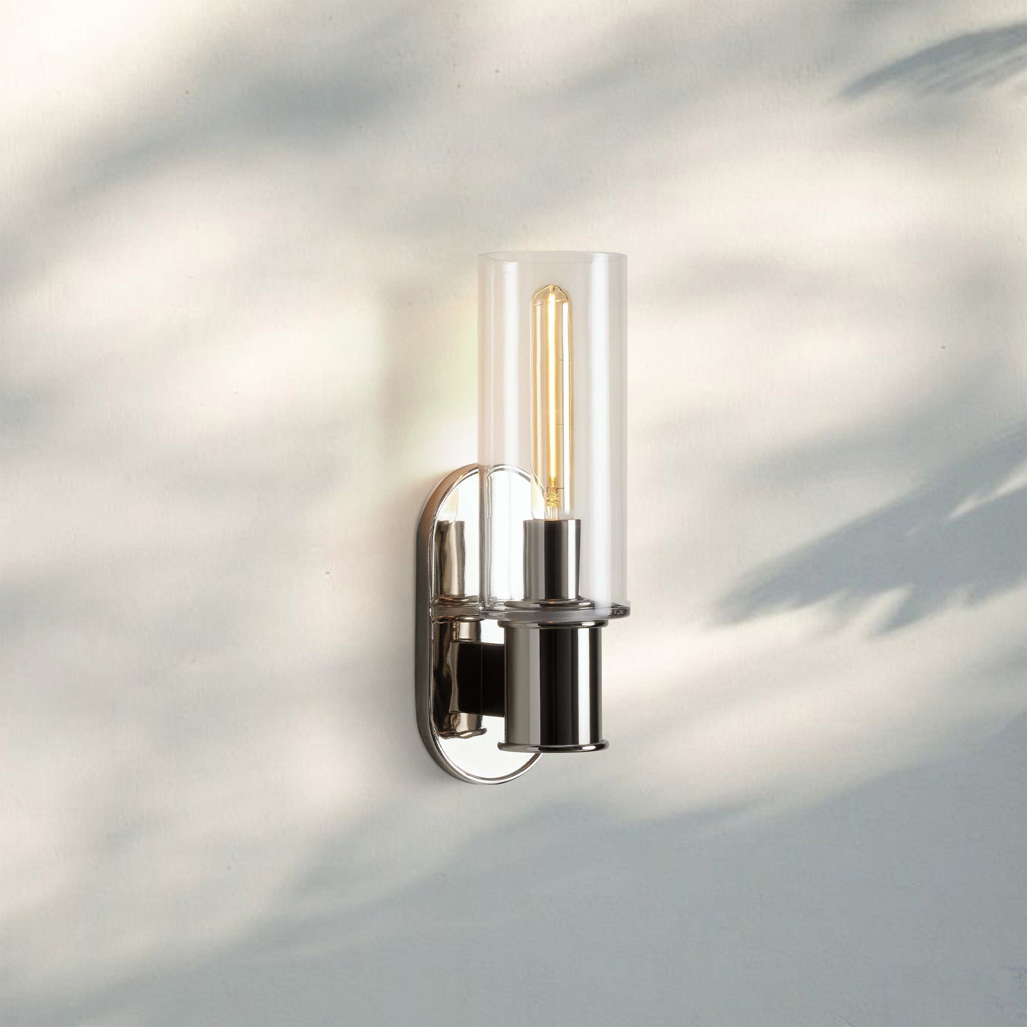 Harline Clear Glass Wall Sconce-Briglighting