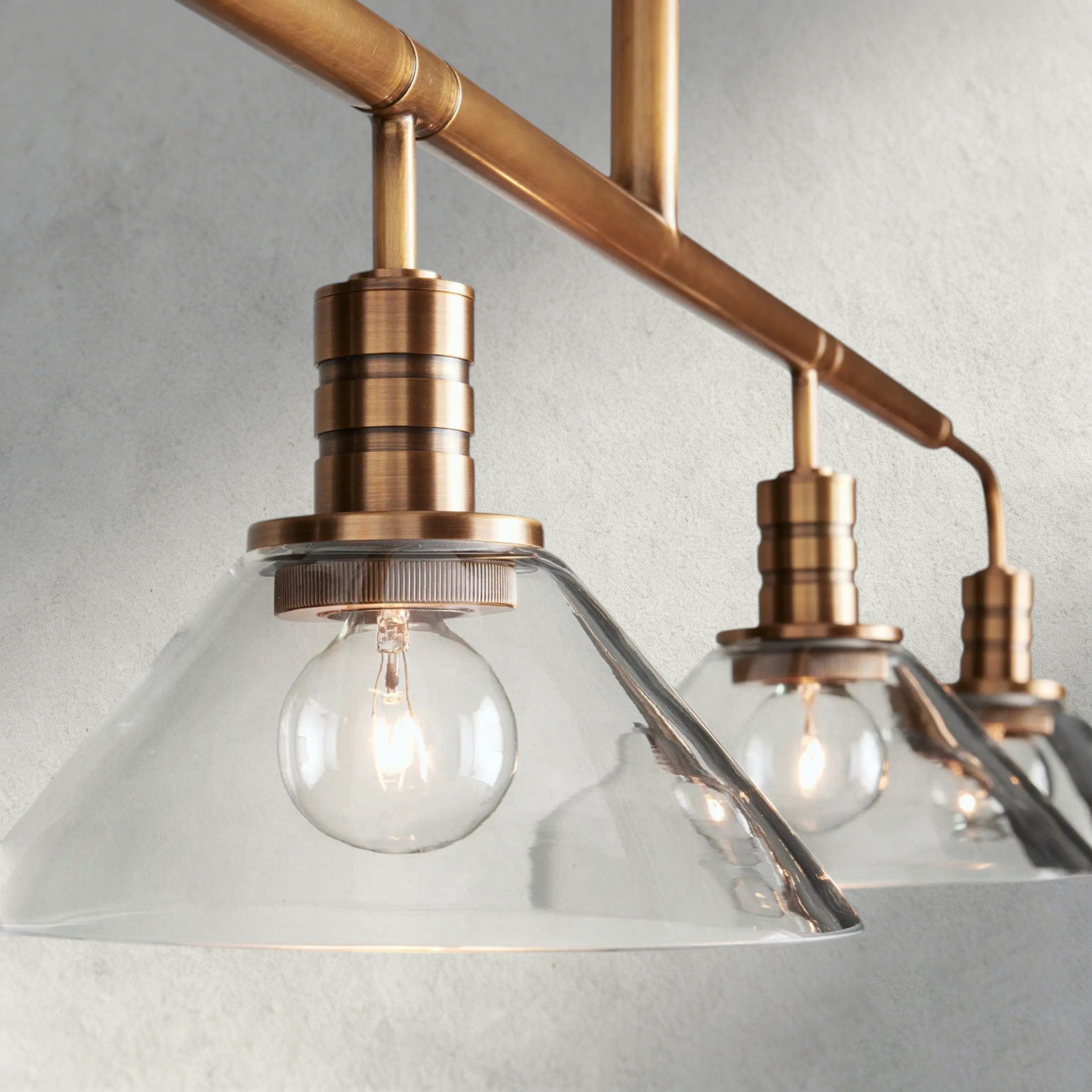 Theron Linear Chandelier 50/60 lighting detail
